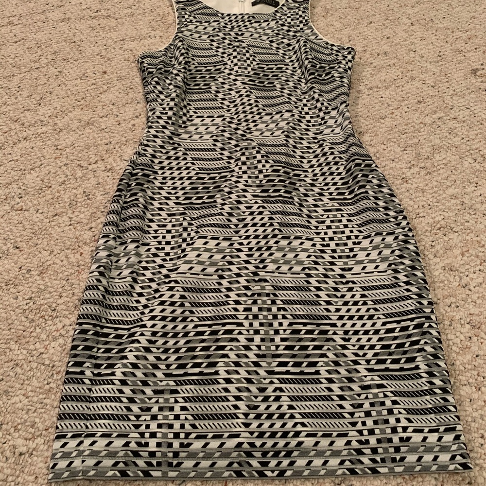 Guess sleeveless dress
